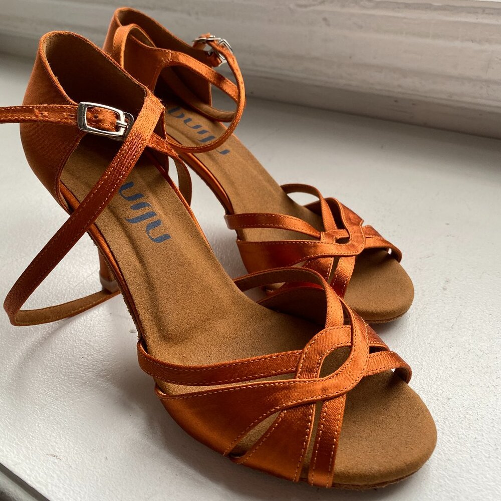 Burju Loraina Tan Satin Ballroom Dance Shoes